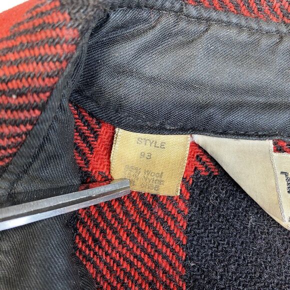 Vintage Woolrich Wool Shacket Mens Large Red Buffalo Plaid Mackinaw Tartan *Flaw - Picture 9 of 11